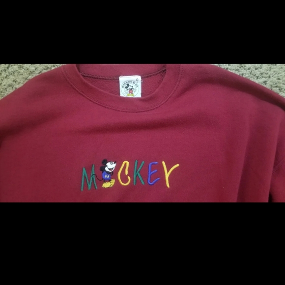 Vintage Mickey & Co Disney Sweater Red XL RARE - Picture 3 of 6